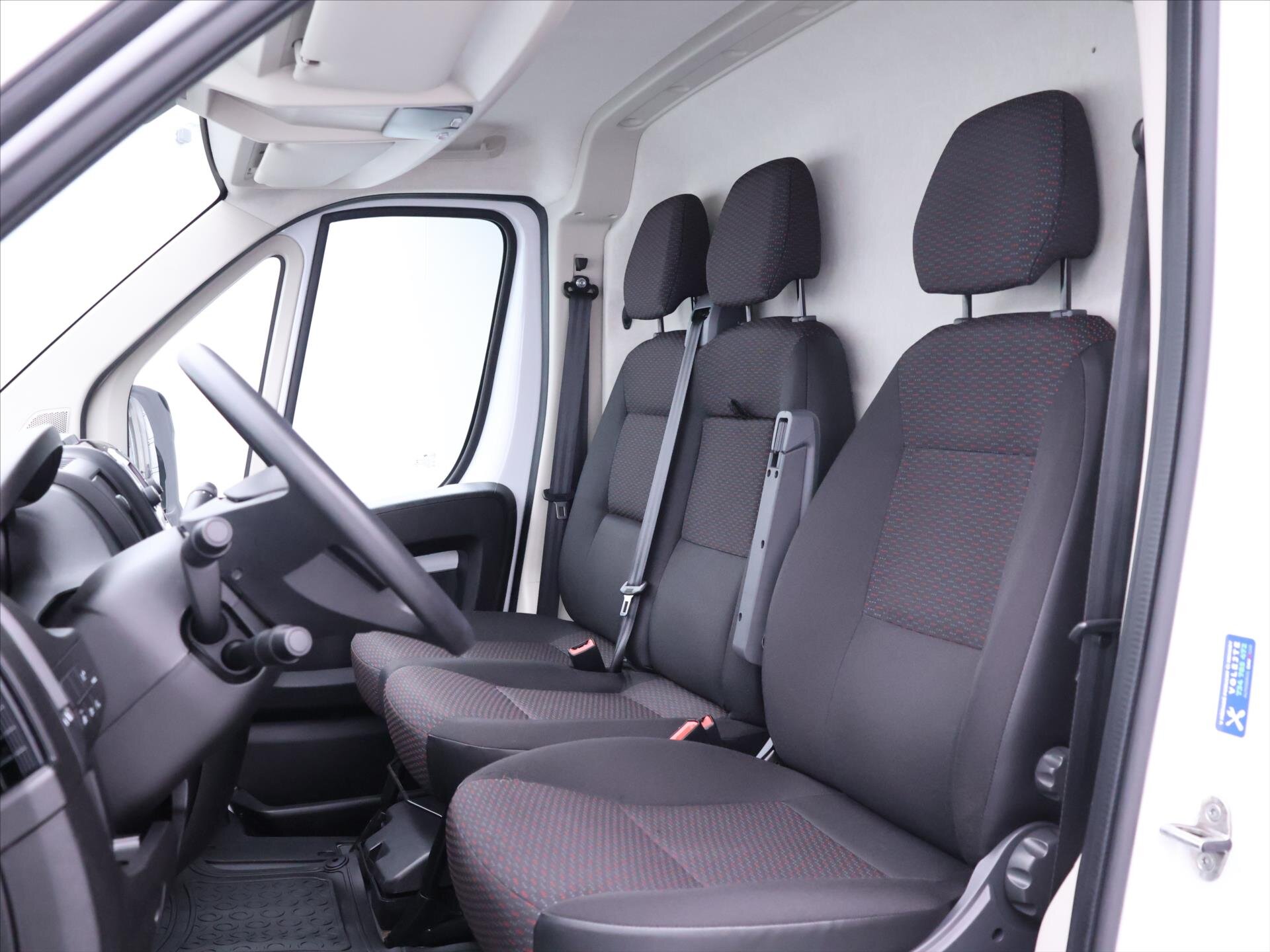 Peugeot Boxer Skříň 2,2 l 121 kw