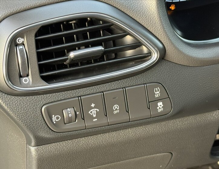 Hyundai i30 Kombi 1,5 l 103 kw