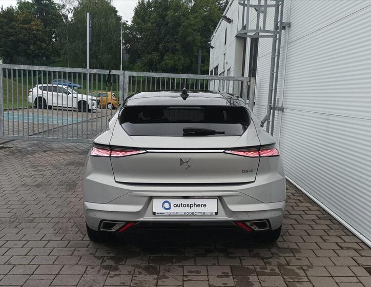 DS Automobiles DS4 5