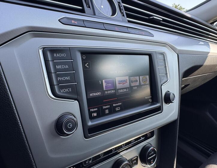 Volkswagen Passat 22