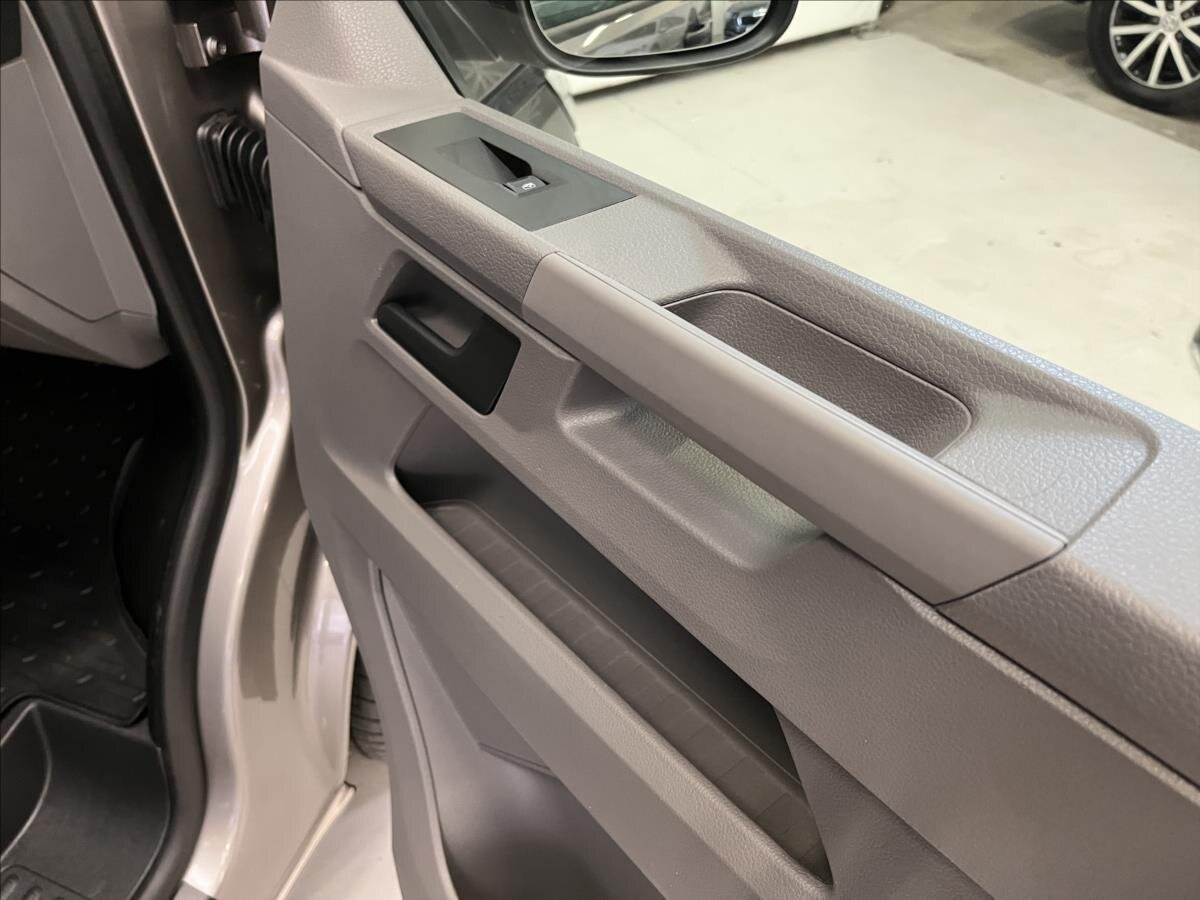 Volkswagen Transporter Kombi 2,0 l 110 kw