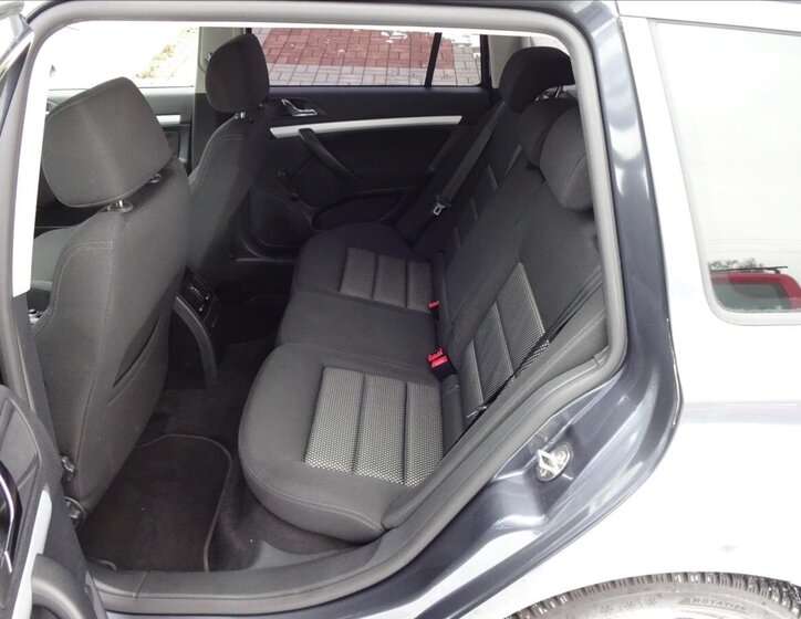 Škoda Octavia Kombi 1,8 l 118 kw