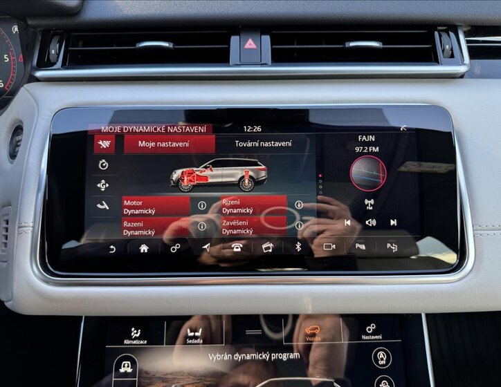 Land Rover Range Rover Velar 19