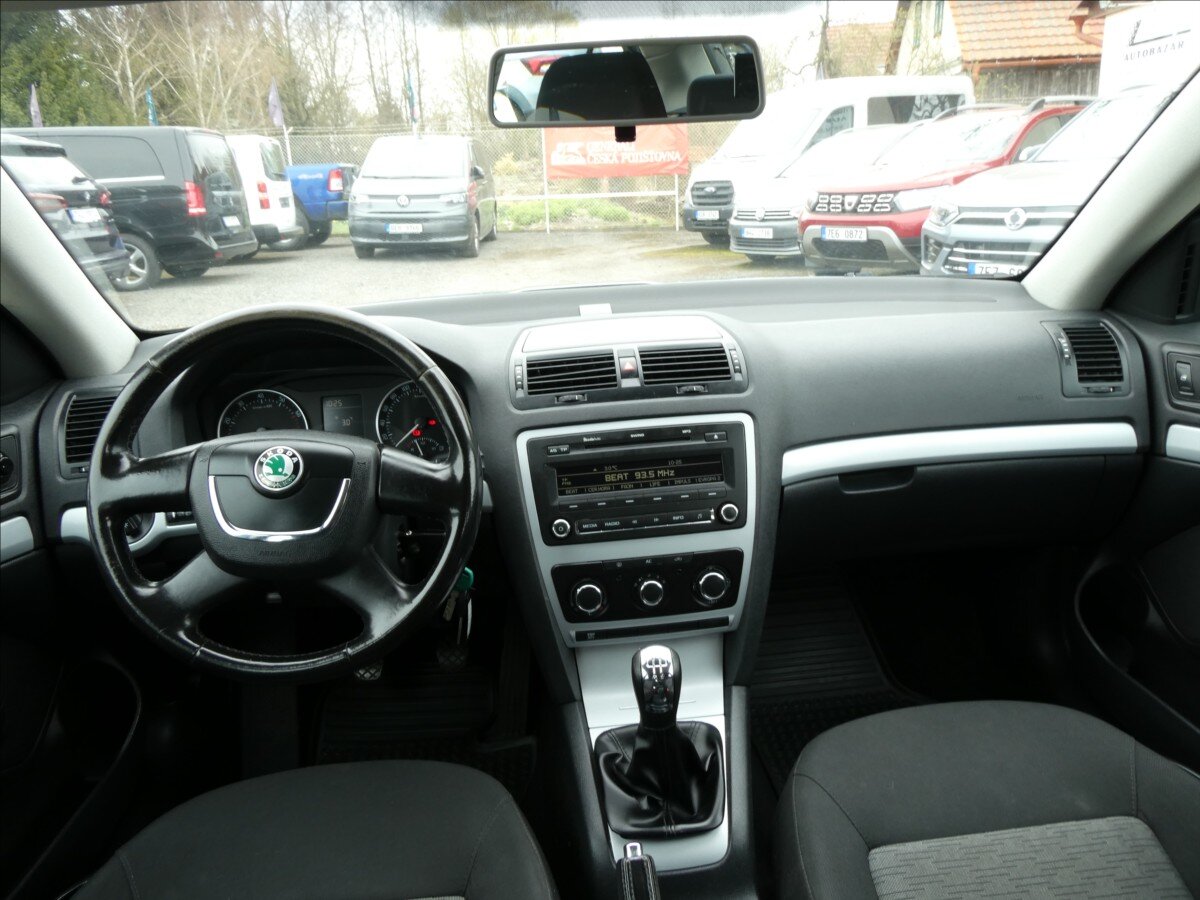 Škoda Octavia Sedan / Limuzína 1,6 l 75 kw