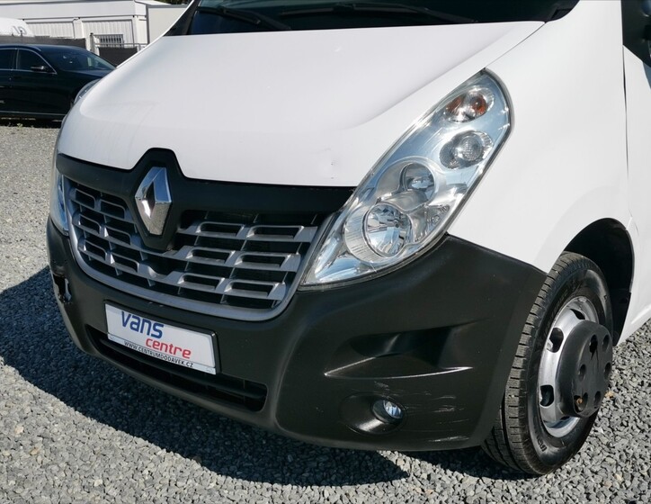 Renault Master 23