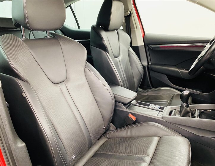 Škoda Octavia Liftback 2,0 l 85 kw