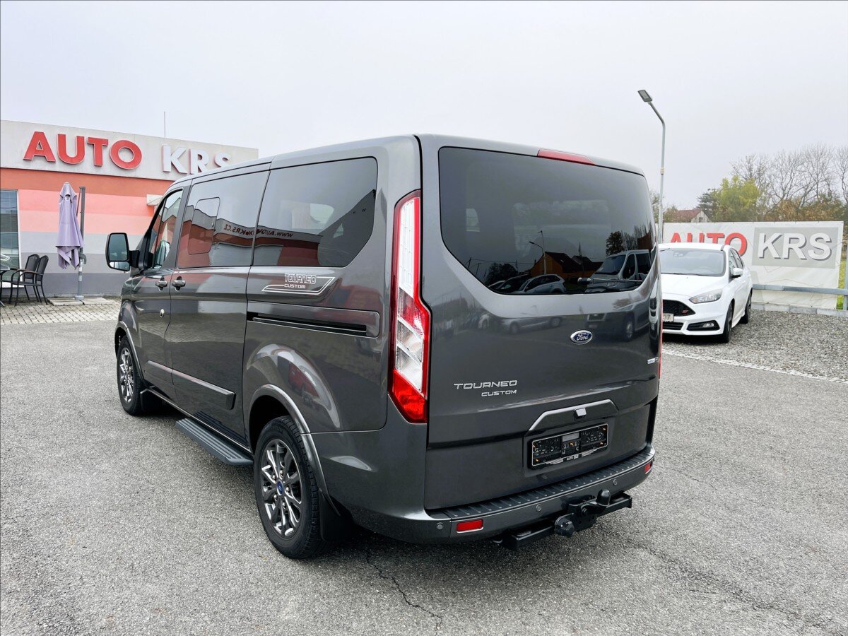 Ford Tourneo Custom Kombi 2,0 l 136 kw
