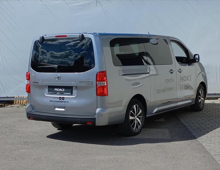 Toyota ProAce Verso 3