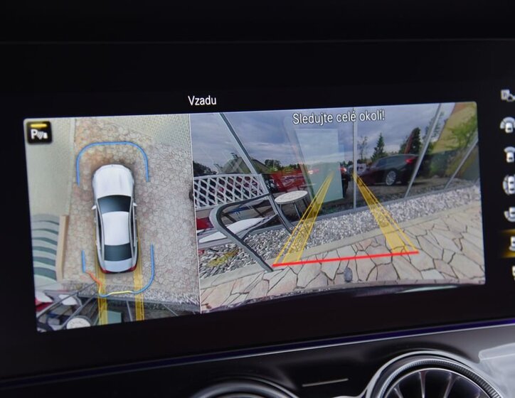 Mercedes-Benz CLS Sedan 3,0 l 320 kw