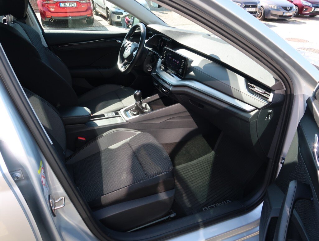 Škoda Octavia Liftback 2,0 l 85 kw