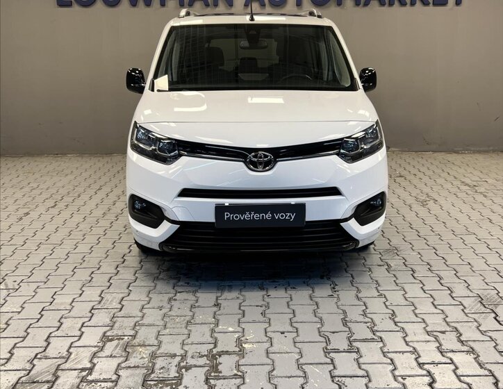 Toyota ProAce City Verso MPV 1,5 l 96 kw