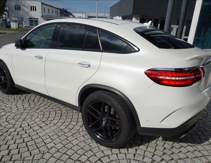 Mercedes-Benz GLE 4