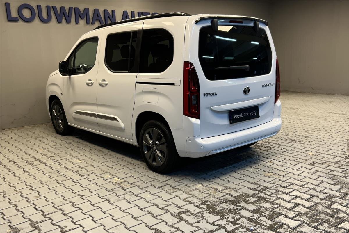 Toyota ProAce City Verso MPV 1,5 l 96 kw
