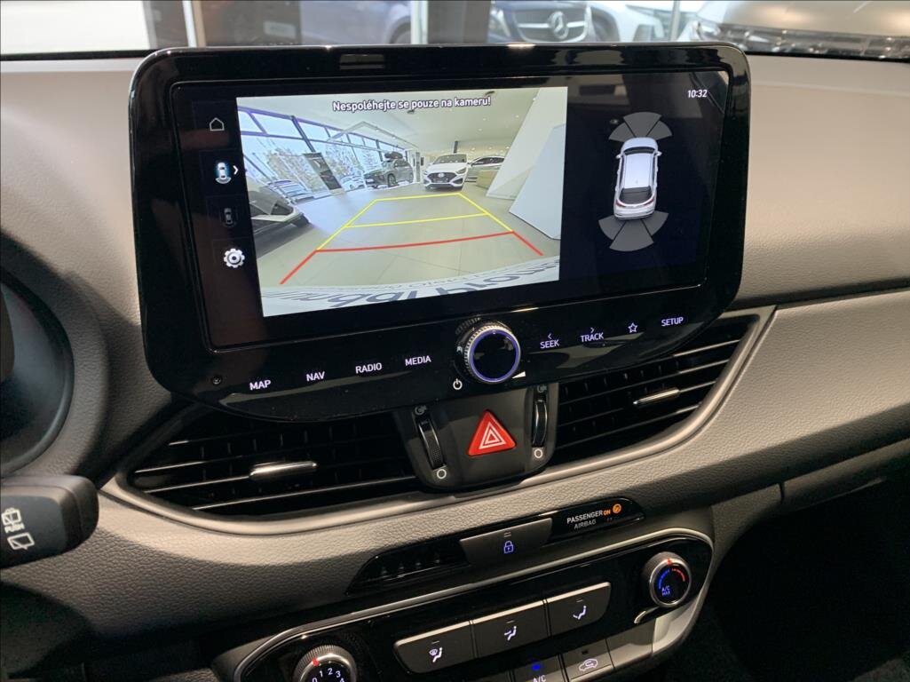 Hyundai i30 Hatchback 1,5 l 103 kw