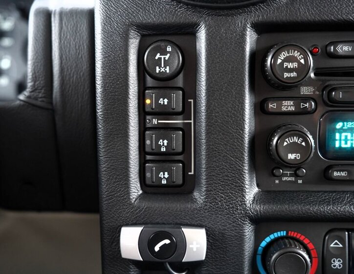 Hummer H2 SUV 6,0 l 232 kw