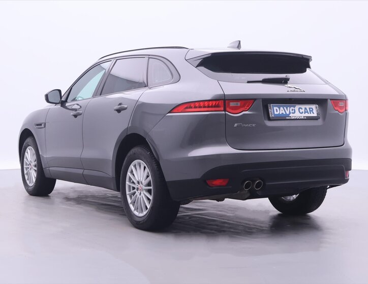 Jaguar F-Pace SUV / Terénní 2,0 l 132 kw