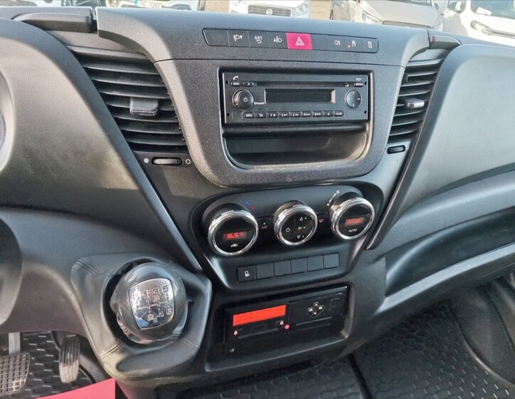 Iveco Ostatní Skříň 3,0 l 125 kw