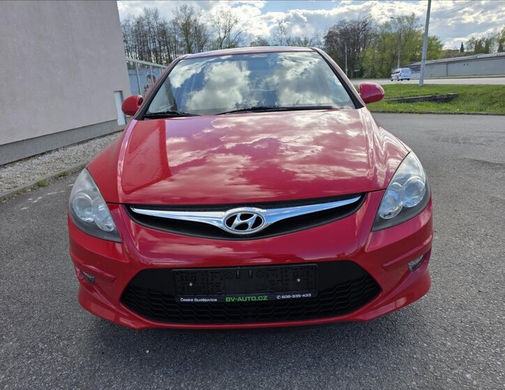 Hyundai i30 Hatchback 1,4 l 77 kw