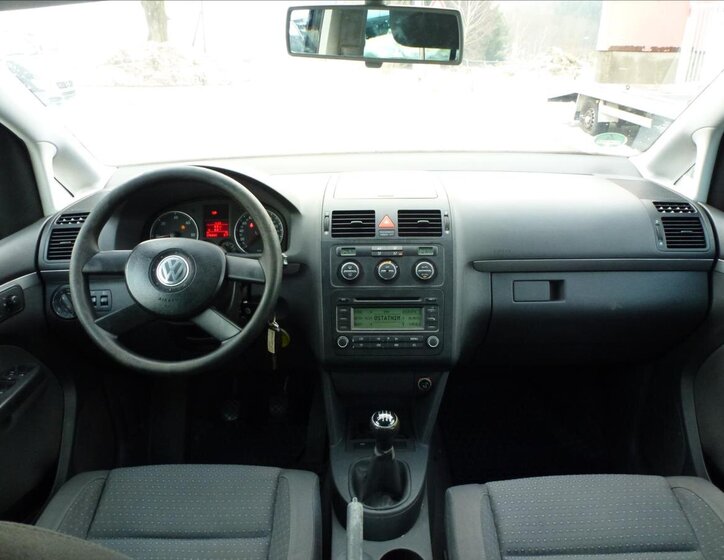 Volkswagen Touran Kombi 2,0 l 100 kw