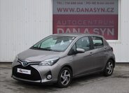 Toyota Yaris 1