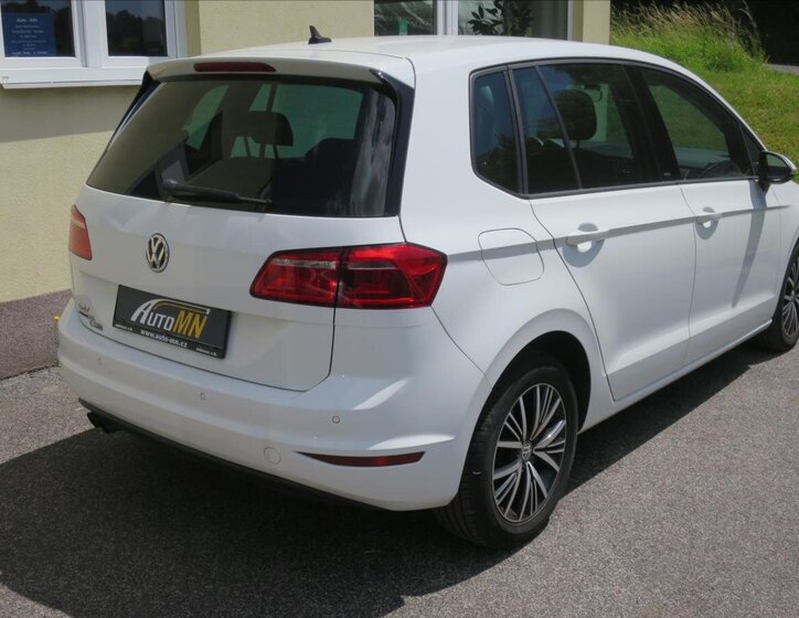 Volkswagen Golf Sportsvan Kombi 1,4 l 92 kw
