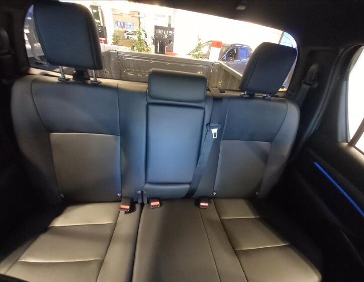 Toyota Hilux Ostatní 2,8 l 150 kw