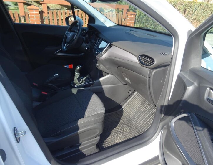 Opel Crossland X MPV 1,2 l 61 kw