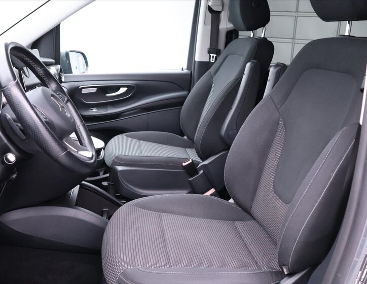 Mercedes-Benz Třídy V Kombi 2,0 l 174 kw