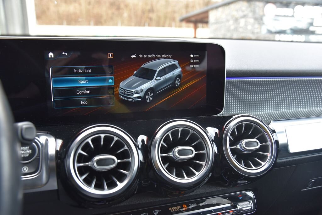 Mercedes-Benz GLB SUV / Terénní 2,0 l 110 kw