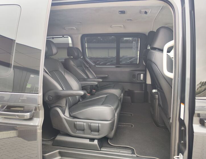 Hyundai Staria 13