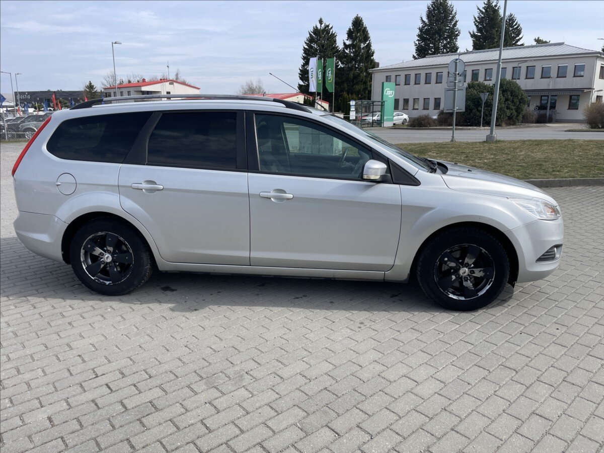 Ford Focus Kombi 1,6 l 74 kw