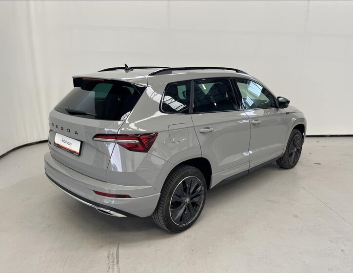Škoda Karoq SUV 1,5 l 110 kw