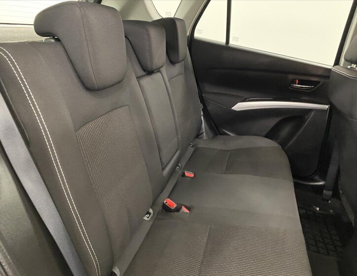 Suzuki SX4 S-Cross 7