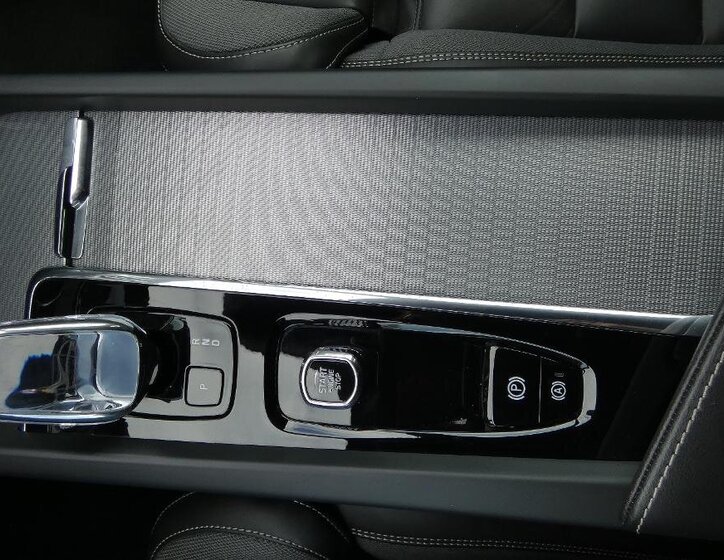 Volvo V60 Kombi 2,0 l 145 kw