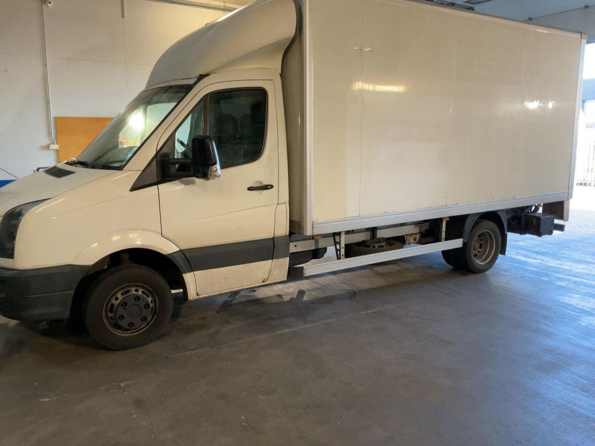 Volkswagen Crafter Skříň 2,5 l 120 kw