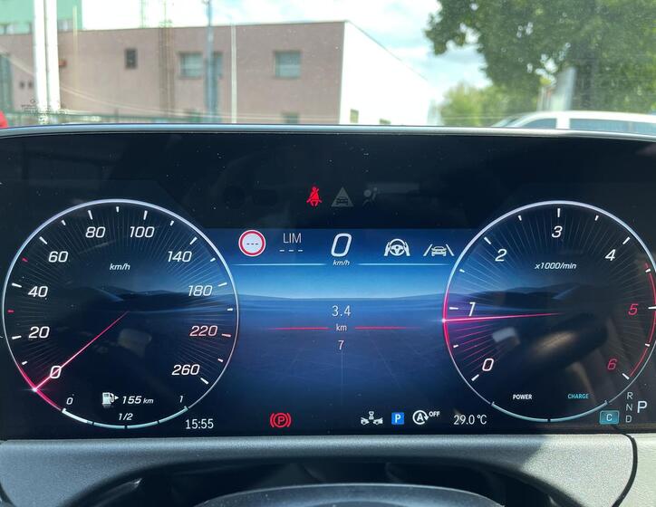 Mercedes-Benz Třídy E 9