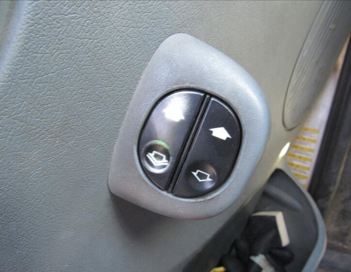 Ford Transit Skříň 2,2 l 74 kw