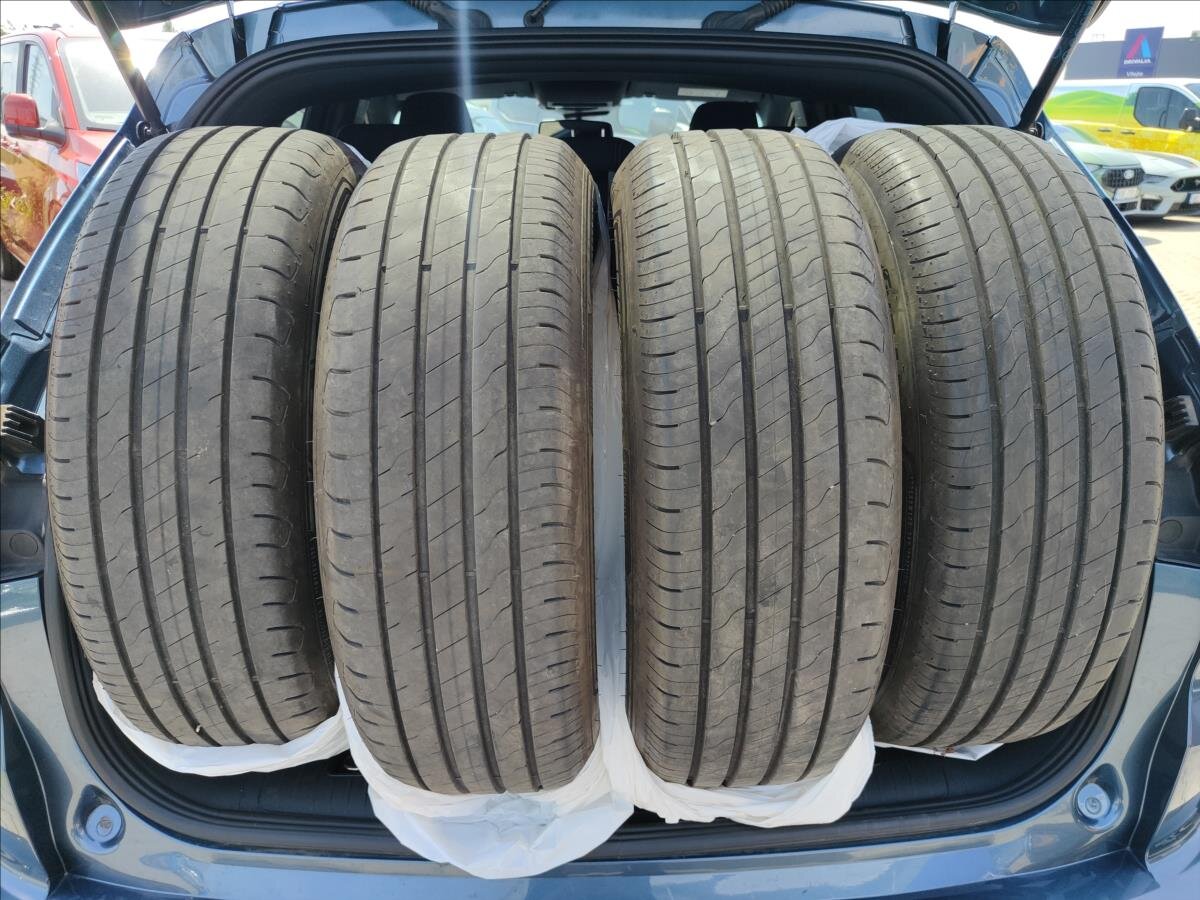 Ford Kuga SUV 1,5 l 110 kw