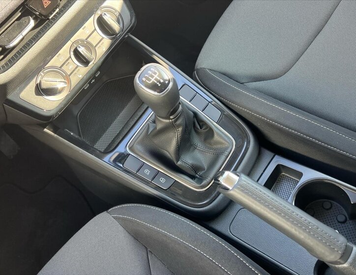 Škoda Fabia Hatchback 999,0 59 kw