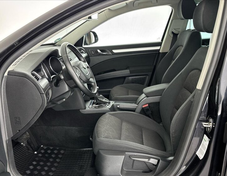 Škoda Superb Kombi 2,0 l 103 kw