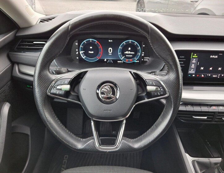 Škoda Octavia 15