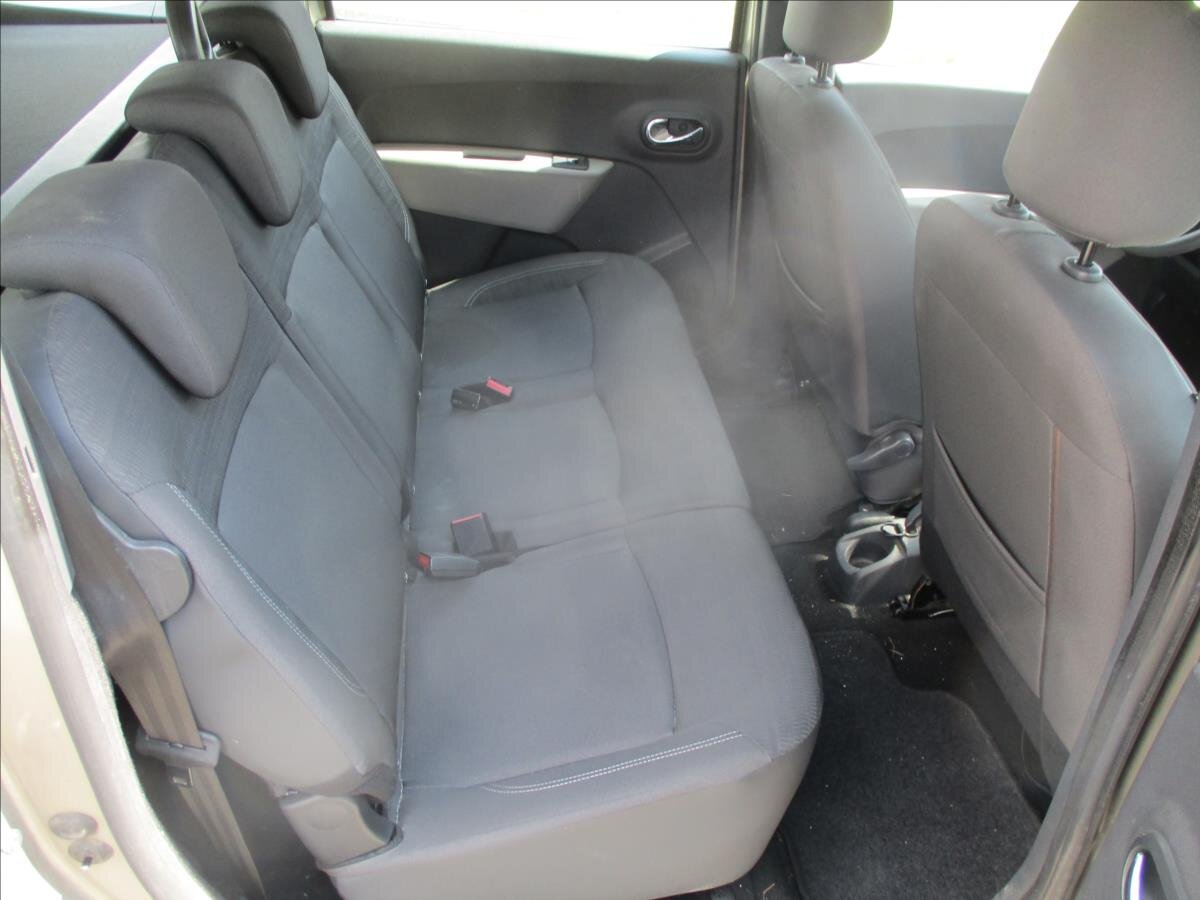 Dacia Lodgy Kombi 1,6 l 60 kw