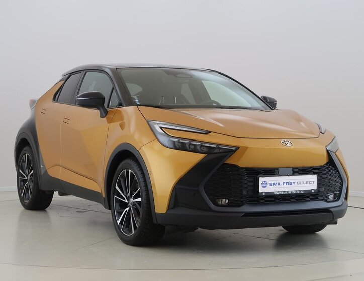 Toyota C-HR SUV / Terénní 2,0 l 112 kw