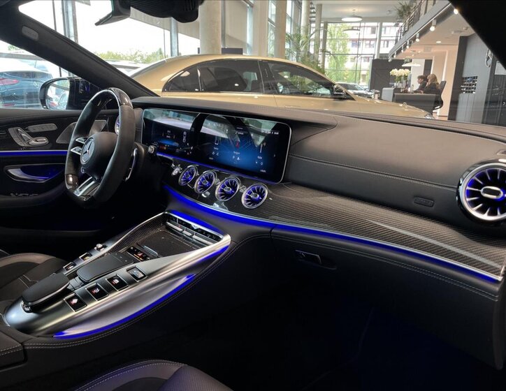 Mercedes-Benz AMG GT Sedan 4,0 l 470 kw