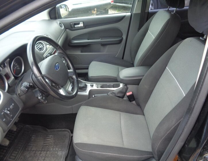 Ford Focus Hatchback 1,6 l 74 kw