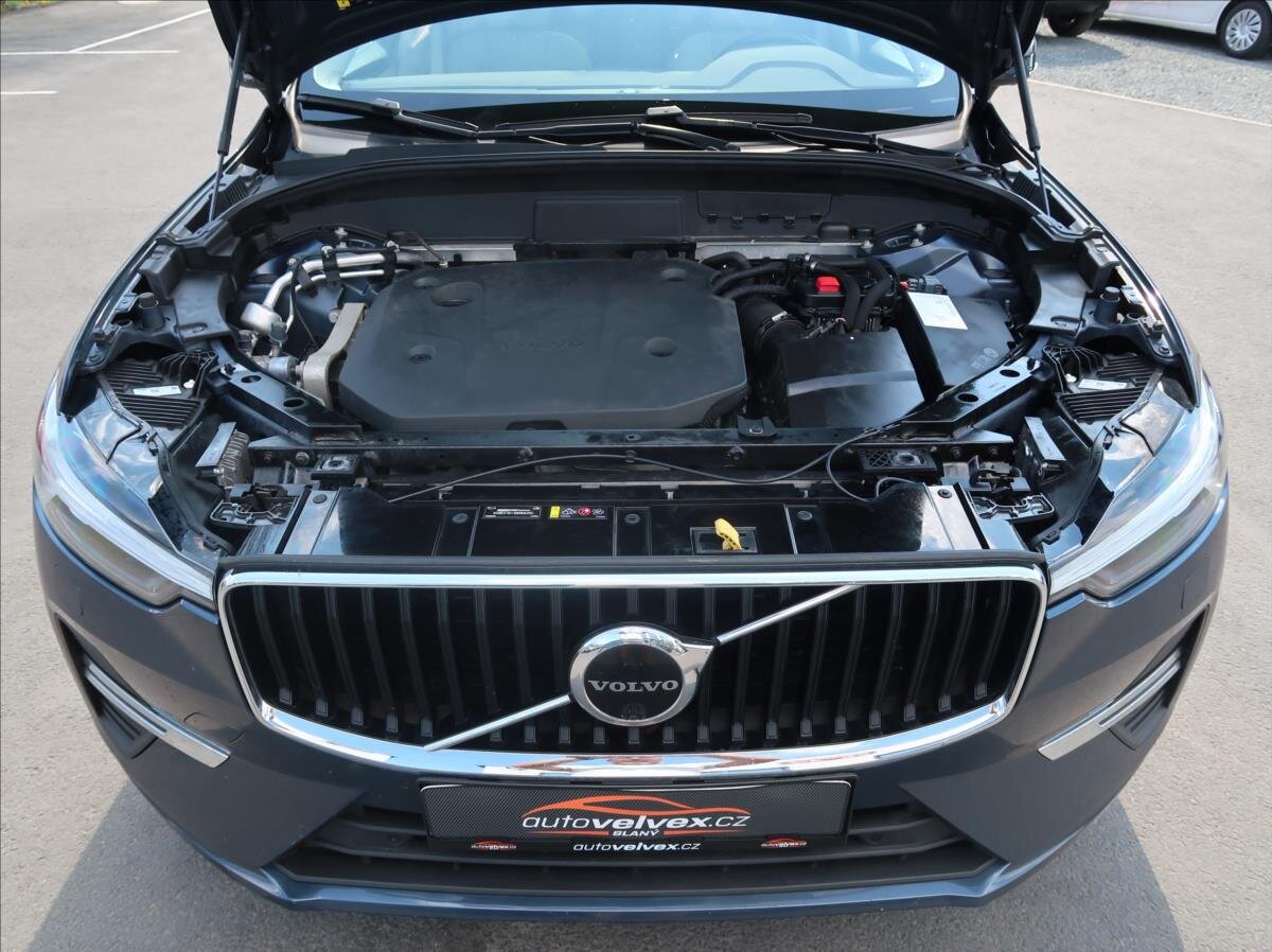 Volvo XC60 SUV / Terénní 2,0 l 145 kw