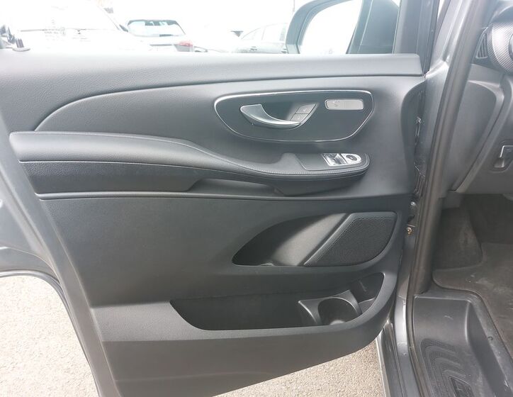 Mercedes-Benz Třídy V 21