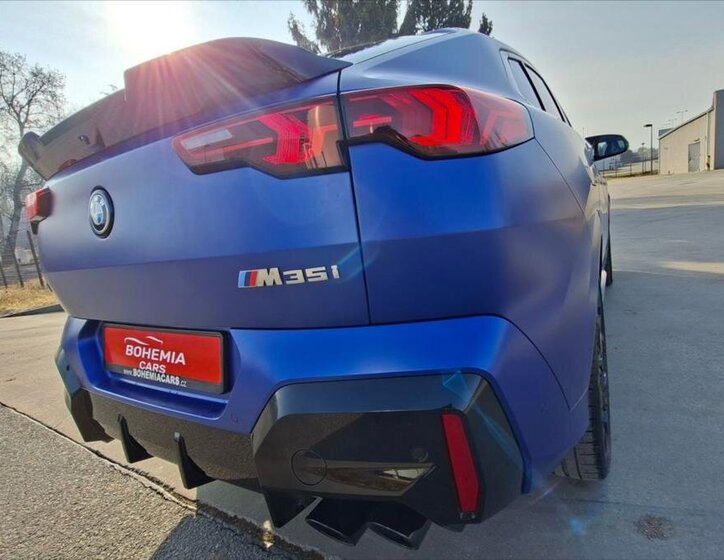 BMW X2 SUV / Terénní 2,0 l 221 kw