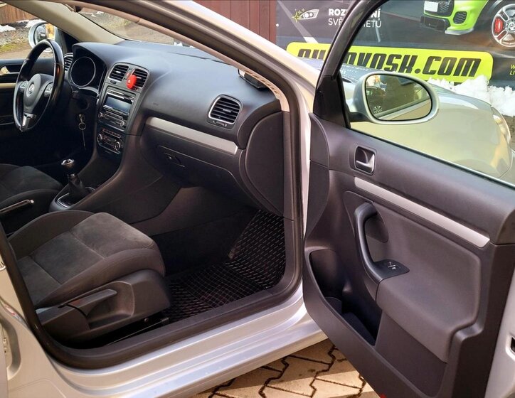 Volkswagen Golf Kombi 1,4 l 90 kw