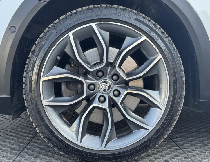 Škoda Superb Kombi 2,0 l 200 kw